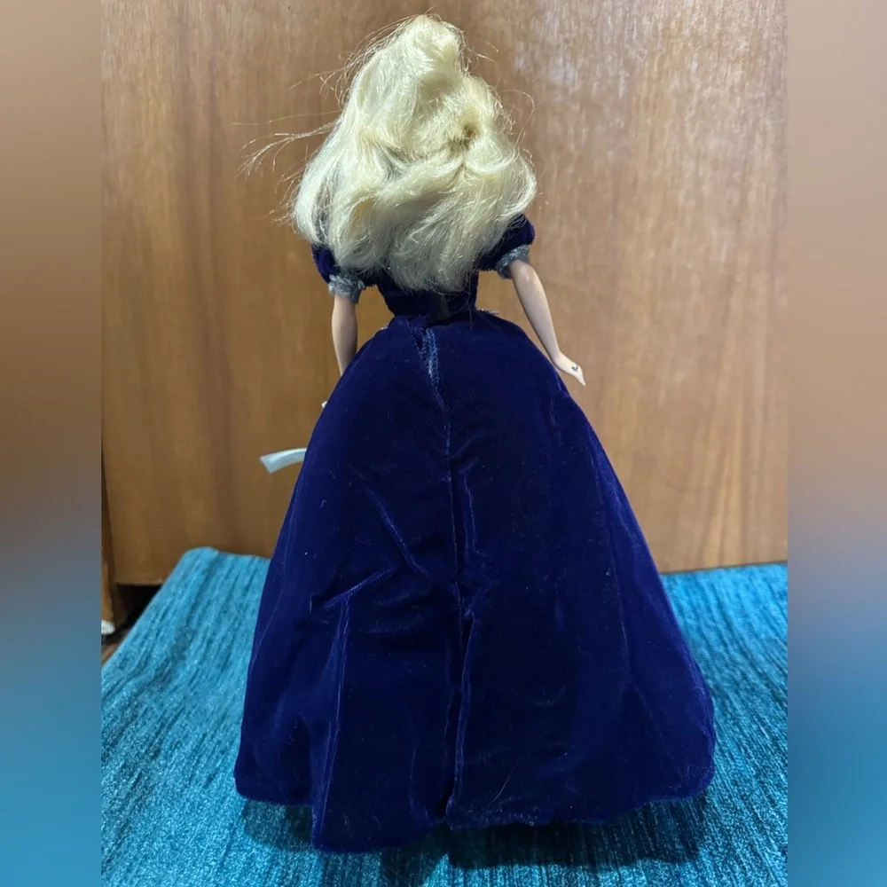 Millennium Princess Barbie Doll - Picture 5 of 6